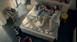 Neuer TV-Spot: Ein Wochenende im Ikea-Bett