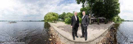 Der Sprinkenhof-Vorstand an der Alster