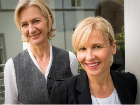 Christine Lischka und Martina Kunert (Foto l.), © Serviceplan